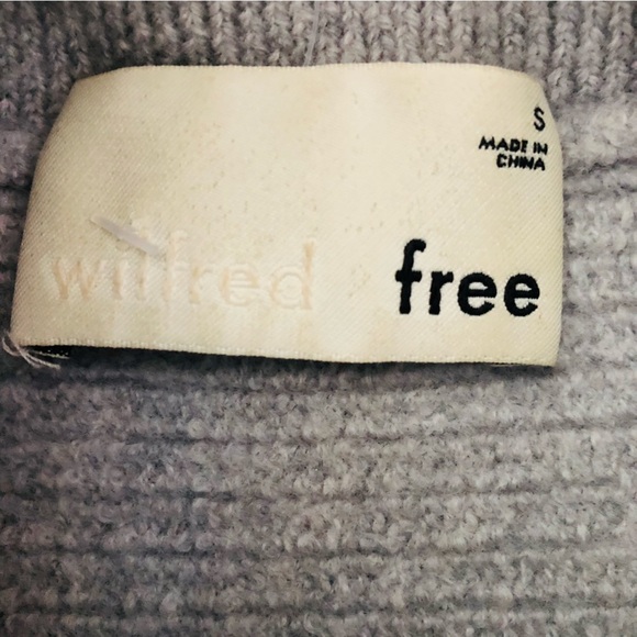 Wilfred Free Naomi 100% Merino Wool Turtleneck Cropped Sweater in Grey Size S - Picture 9 of 13